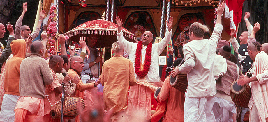 /static/assets/prabhupada_sl_6_3.88104edc.jpg